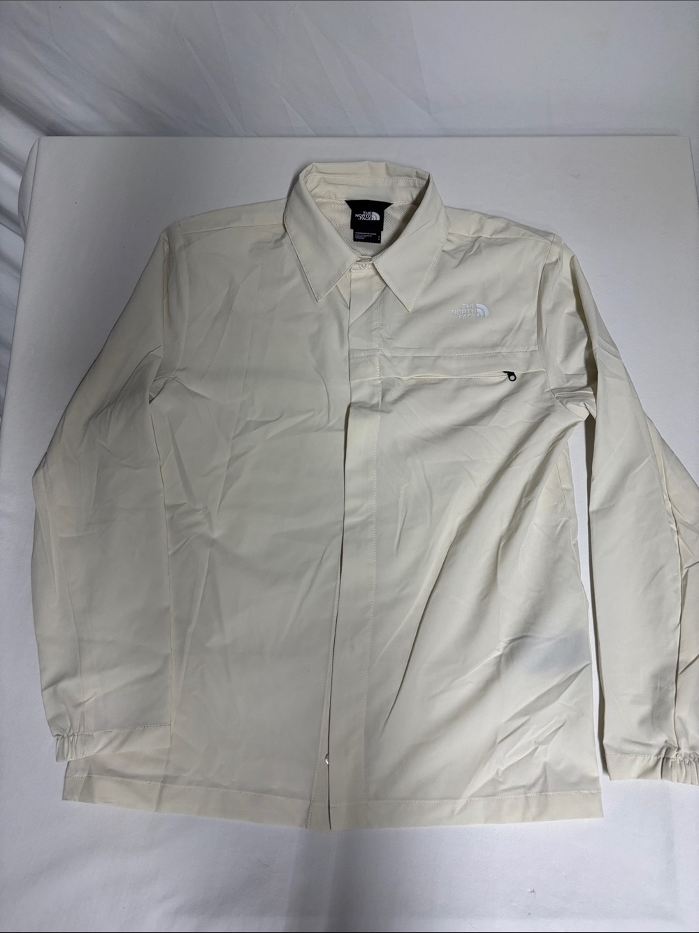 The North Face Women's Cream Lightweight Button Front Hiking Travel Shirt Jacket